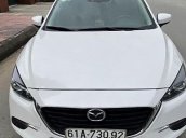 Cần bán gấp Mazda 3 1.5 AT năm sản xuất 2017, màu trắng  