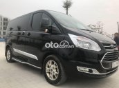 Bán Ford Tourneo AT đời 2019, màu đen, 855 triệu