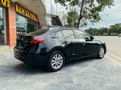 Bán Mazda 3 1.5 AT năm 2018, màu đen, 550 triệu