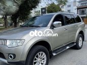 Cần bán lại xe Mitsubishi Pajero năm sản xuất 2011, nhập khẩu nguyên chiếc