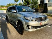 Bán ô tô Toyota Fortuner 2.5G sản xuất 2015, màu bạc còn mới