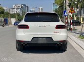 Cần bán lại xe Porsche Macan sản xuất năm 2014, màu trắng