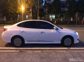 Bán Hyundai Avante 1.6 MT 2014, màu trắng 