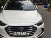 Bán ô tô Hyundai Elantra 1.6 MT 2019, màu trắng chính chủ, giá 485tr