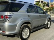 Bán Toyota Fortuner năm 2013, màu bạc, giá tốt