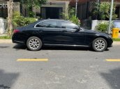 Cần bán lại xe Mercedes E200 đời 2017, màu đen