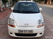 Cần bán lại xe Chevrolet Spark LT 0.8 MT đời 2009, màu trắng xe gia đình