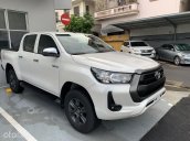 Toyota Hilux 2.4 4x2  sản xuất 2021, giá tốt, đủ màu, sẵn xe giao ngay