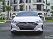 Cần bán xe Hyundai Elantra 2.0 AT đời 2020, màu trắng