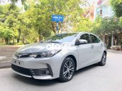 Bán xe Toyota Corolla Altis 1.8GAT năm sản xuất 2020, màu bạc 