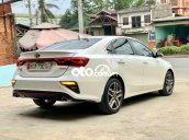 Cần bán xe Kia Cerato 2.0 Premium đời 2019, màu trắng