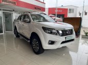 Nissan Navara VL 4WD, màu trắng, nhập khẩu