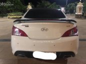 Cần bán xe Hyundai Genesis 2.0T AT sản xuất năm 2012, màu trắng, nhập khẩu