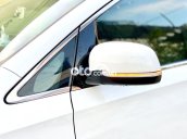 Cần bán Kia Sedona 2.2 Crdi sản xuất năm 2020, màu trắng