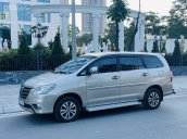 Bác sỹ Tuyền cần bán Innova E 2015 vàng cát, Hà Nội