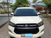 Cần bán lại xe Toyota Innova 2.0E sản xuất năm 2018, màu trắng