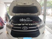 Cần bán lại xe Toyota Innova 2.0E sản xuất năm 2018, màu trắng