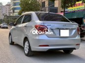 Cần bán xe Hyundai Grand i10 1.2 AT sản xuất 2017, màu bạc, nhập khẩu