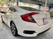 Bán Honda Civic 1.8E năm 2018, màu trắng, nhập khẩu, 645tr