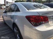 Cần bán Chevrolet Cruze LTZ 1.8 AT sản xuất năm 2015, màu trắng giá cạnh tranh