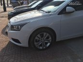 Cần bán Chevrolet Cruze LTZ 1.8 AT sản xuất năm 2015, màu trắng giá cạnh tranh