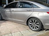 Cần bán xe Hyundai Sonata 2.0 AT đời 2010, màu bạc, nhập khẩu nguyên chiếc chính chủ