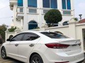 Cần bán xe Hyundai Elantra 1.6 AT đời 2018, màu trắng