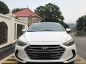 Cần bán xe Hyundai Elantra 1.6 AT đời 2018, màu trắng