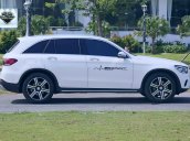 Cần bán Mercedes GLC200 4MATIC sản xuất năm 2020, màu trắng