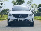 Cần bán Mercedes GLC200 4MATIC sản xuất năm 2020, màu trắng