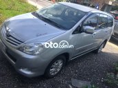 Bán xe Toyota Innova năm sản xuất 2010, màu bạc, nhập khẩu 