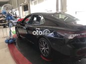 Bán ô tô Toyota Camry AT năm 2021, màu đen