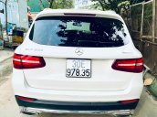 Cần bán gấp Mercedes GLC 250 đời 2017, màu trắng