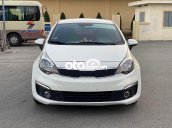 Cần bán xe Kia Rio năm sản xuất 2017, màu trắng, xe nhập còn mới, giá chỉ 348 triệu