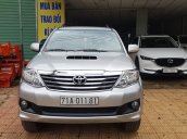 Cần bán lại xe Toyota Fortuner đời 2013, màu bạc, 578tr