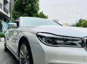 Bán BMW 730Li năm 2015, màu trắng, xe nhập