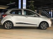 Cần bán Hyundai Grand i10 1.2 MT đời 2022, màu bạc, 334 triệu