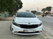 Cần bán xe Kia Cerato AT sản xuất 2017, màu trắng, giá 498tr