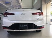 Bán ô tô Hyundai Elantra 1.6MT năm sản xuất 2021, màu trắng, 559tr