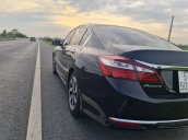 Cần bán lại xe Honda Accord 2.4 AT sản xuất 2017, màu đen, xe nhập