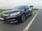 Cần bán lại xe Honda Accord 2.4 AT sản xuất 2017, màu đen, xe nhập