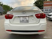 Bán Hyundai Avante AT năm sản xuất 2013, màu trắng, 325 triệu