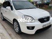 Cần bán Kia Carens 2.0MT sản xuất 2011, màu trắng