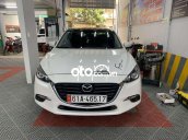 Bán xe Mazda 3 AT sản xuất năm 2018, màu trắng, giá tốt