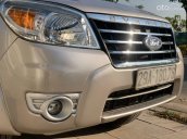 Cần bán lại xe Ford Everest 2.5AT sản xuất năm 2011, màu bạc