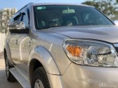 Cần bán lại xe Ford Everest 2.5AT sản xuất năm 2011, màu bạc