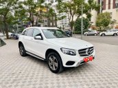 Bán ô tô Mercedes GLC 200 4 MATIC sản xuất năm 2017, màu trắng