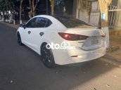 Bán xe Mazda 3 1.5 AT năm sản xuất 2016, màu trắng