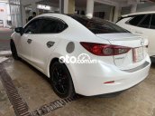 Bán xe Mazda 3 AT sản xuất năm 2018, màu trắng, giá tốt