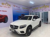 Cần bán xe Mercedes GLC 250 4Matic sản xuất 2018, màu trắng